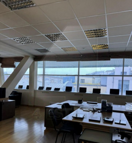 Офис в бизнес центре В+, м.Цветной б-р.