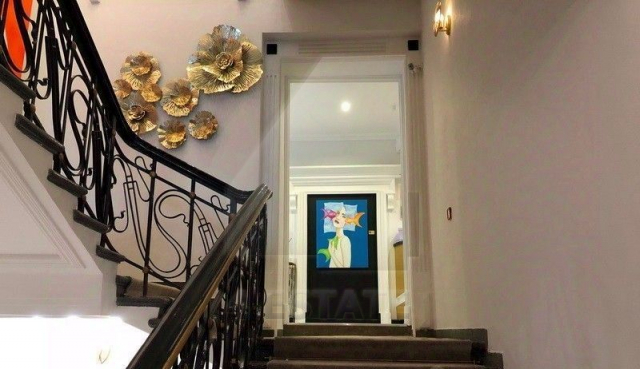 Аренда особняка класса В+, м.Баррикадная.