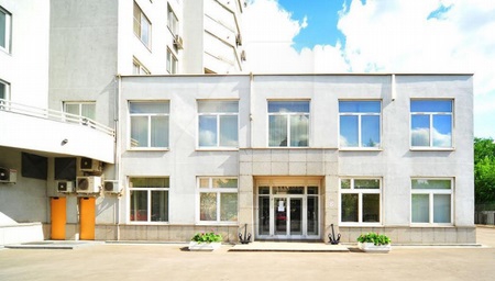 Продажа презентабельного офиса с отдельным входом, м.Студенческая.