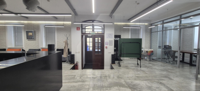 Аренда презентабельного особняка класса В+, м.Курская.