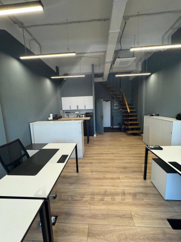 Продажа офисов в бизнес центре класса В+, м.Бауманская.