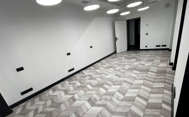 Аренда офиса в бизнес-центре, м.Курская.