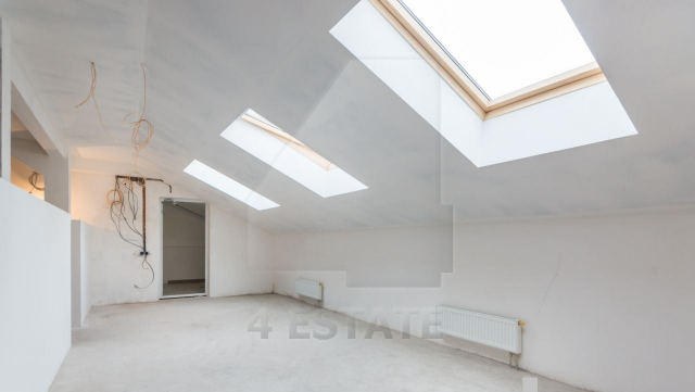 Продажа особняка, м.Цветной б-р.