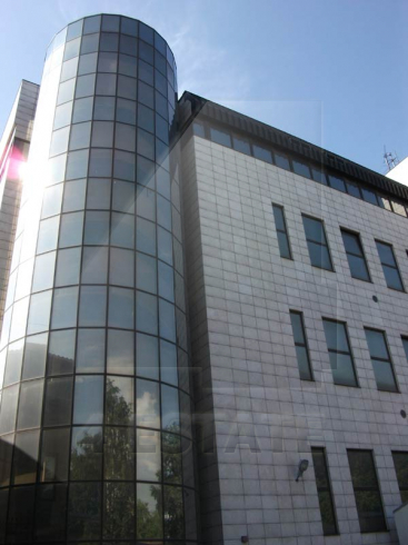 Аренда офисов в бизнес центре класса "В" м. Дмитровская.