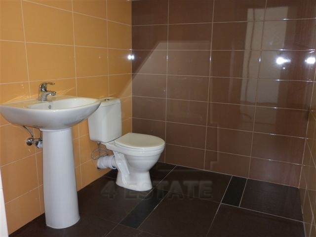 Отреставрированное здание (бизнес-центр) на продажу, м.Ленинский пр-т.