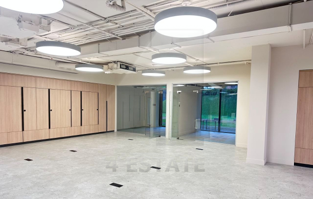 Помещения с отдельным входом в ЖК "Садовые кварталы", м.Фрунзенская.