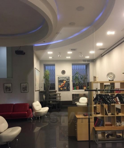 Аренда помещения с отдельным входом м. Арбатская.