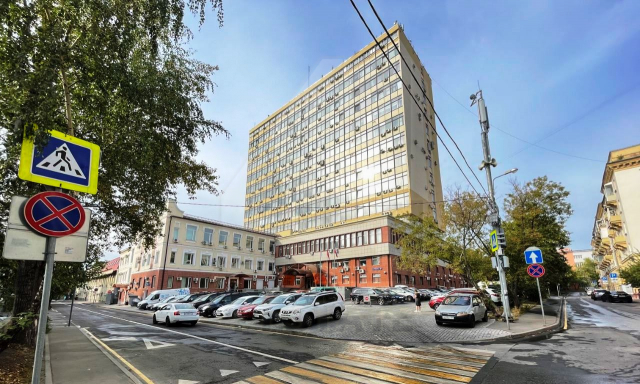 Бизнес-центр "Серпуховской Двор", м.Ленинский проспект.