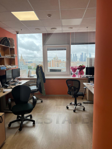 Бизнес-центр "Панорама", м.Маяковская.