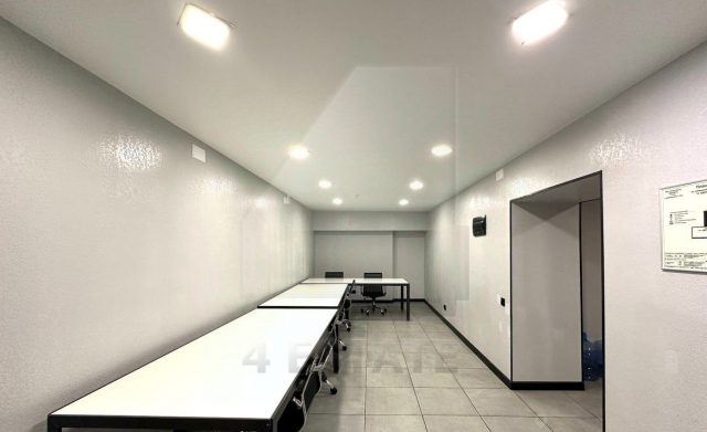 Аренда помещения свободного назначения с отд.входом, м.Менделеевская.