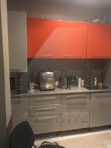 Представительский офис с отдельным входом и мебелью, м.Смоленская.