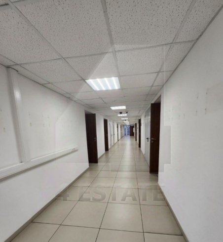 Аренда офиса в административном здании, м.Зорге.