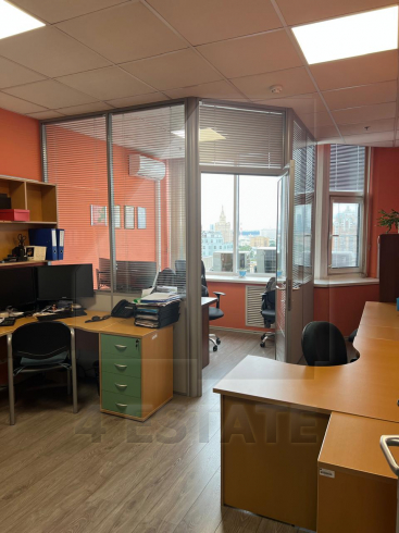 Бизнес-центр "Панорама", м.Маяковская.