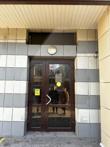 Аренда банковского помещения с отд. входом, м.Маяковская.