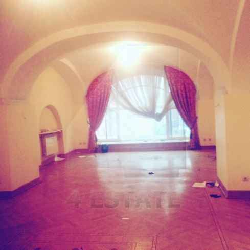 Продажа здания, м.Маяковская.