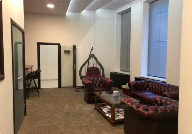 Аренда презентабельного офиса с отд. входом, м.Кропоткинская.