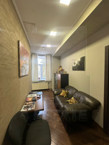 Представительский особняк класса А, м.Кропоткинская.