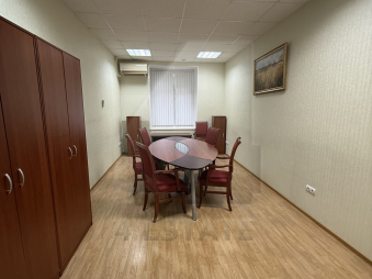Продажа нежилого помещения с отдельным входом, м.Университет.