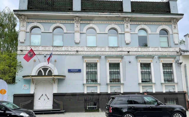 Аренда особняка класса В+, м.Баррикадная.