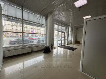 Аренда торгового помещения с от. входом, м.Волгоградский пр-т.