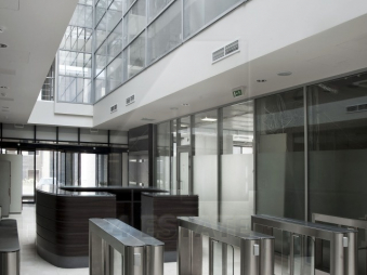 Аренда офиса с мебелью в бизнес центре класса В+, м.Павелецкая.