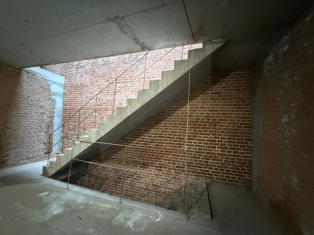 Аренда здания с отдельным входом, м.Парк культуры.