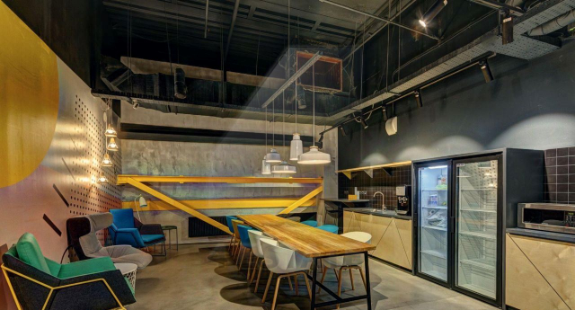 Аренда офисов в бизнес центре класса В+ «Heo Гео», м.Калужская.