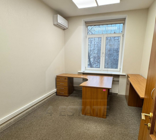 Аренда офисного помещения с отд. входом, м.Университет.