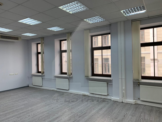 Продажа презентабельного особняка А класса, м.Чистые Пруды.