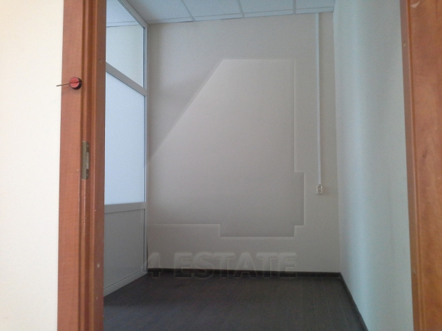 Офисное помещение с отдельным входом, м.Третьяковская.