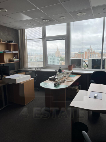 Бизнес-центр "Панорама", м.Маяковская.