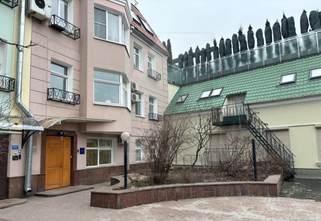 Представительский офис с отд. входом, м.Трубная.