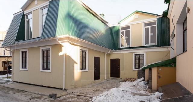 Реконструированный особняк класса В+, м.Чистые пруды.