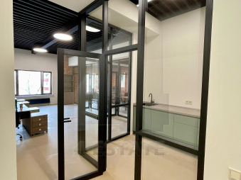 Аренда в реконструированном особняке класса А, в стиле ЛОФТ, м.Серпуховская.