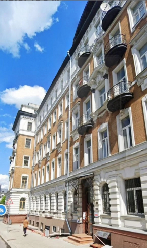 Аренда офиса в элитном жилом доме класса А, м.Тургеневская.