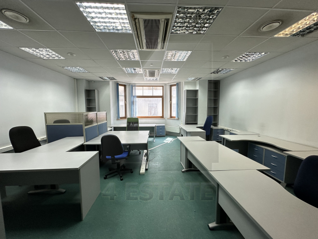 Предлагается на продажу презентабельный особняк класса А, м.Чистые пруды.