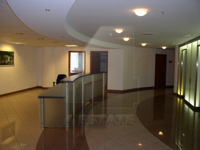 Продажа офиса в бизнес-центре класса А, м.Маяковская.