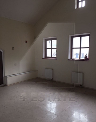 Реконструированный особняк класса В+(можно банк, ресторан), м.Полянка.