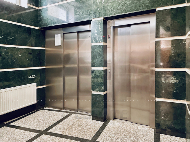 Офис в бизнес центре В+, м.Цветной б-р.
