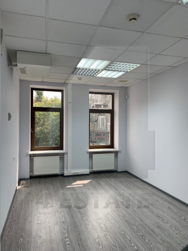 Продажа презентабельного особняка А класса, м.Чистые Пруды.