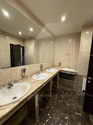 Продажа офиса в бизнес-центре класса В+, м.Бауманская.               