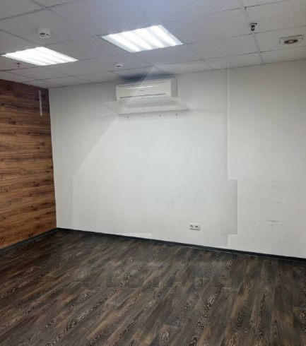 Аренда офисов в бизнес центре класса В+, м.ВДНХ.