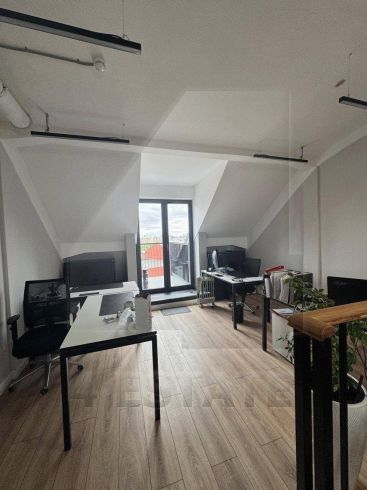 Продажа офисов в бизнес центре класса В+, м.Бауманская.