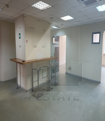 Аренда помещение свободного назначения с отд. входом, м.Новослободская.