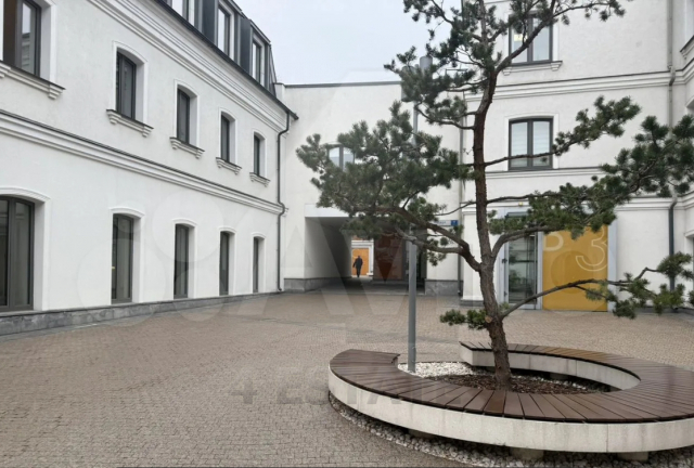 Презентабельный офис в бизнес комплексе класаа А, м.Менделеевская.