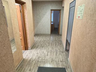 Аренда офисного помещения с отд. входом, м.Университет.