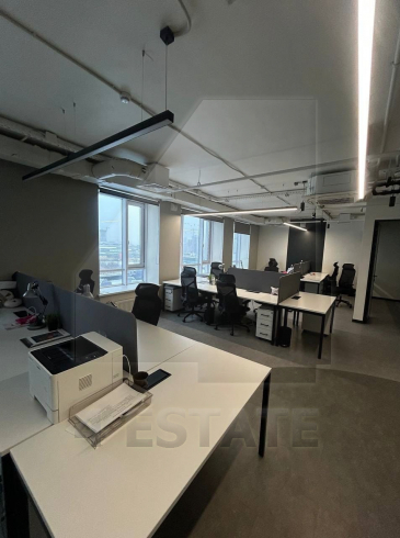 МФК "Kvartal West", м.Аминьевская