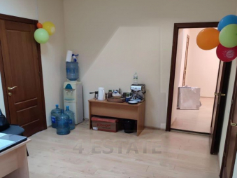 Офисное помещение с отд. входом, м.Цветной б-р.