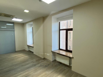 Аренда офисов в бизнес центре класса А, м.Полянка.