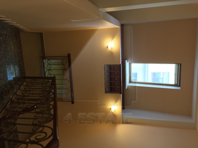 Продажа презентабельного здания, м.Красносельская.